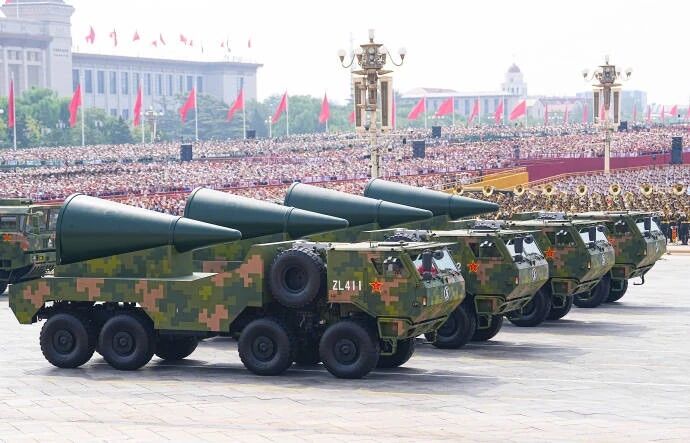 致敬强国荣光，汲取奋进力量：华体会网页版登入界面_华体会(中国)
计算机全员同看九三阅兵，铭记抗战胜利80周年